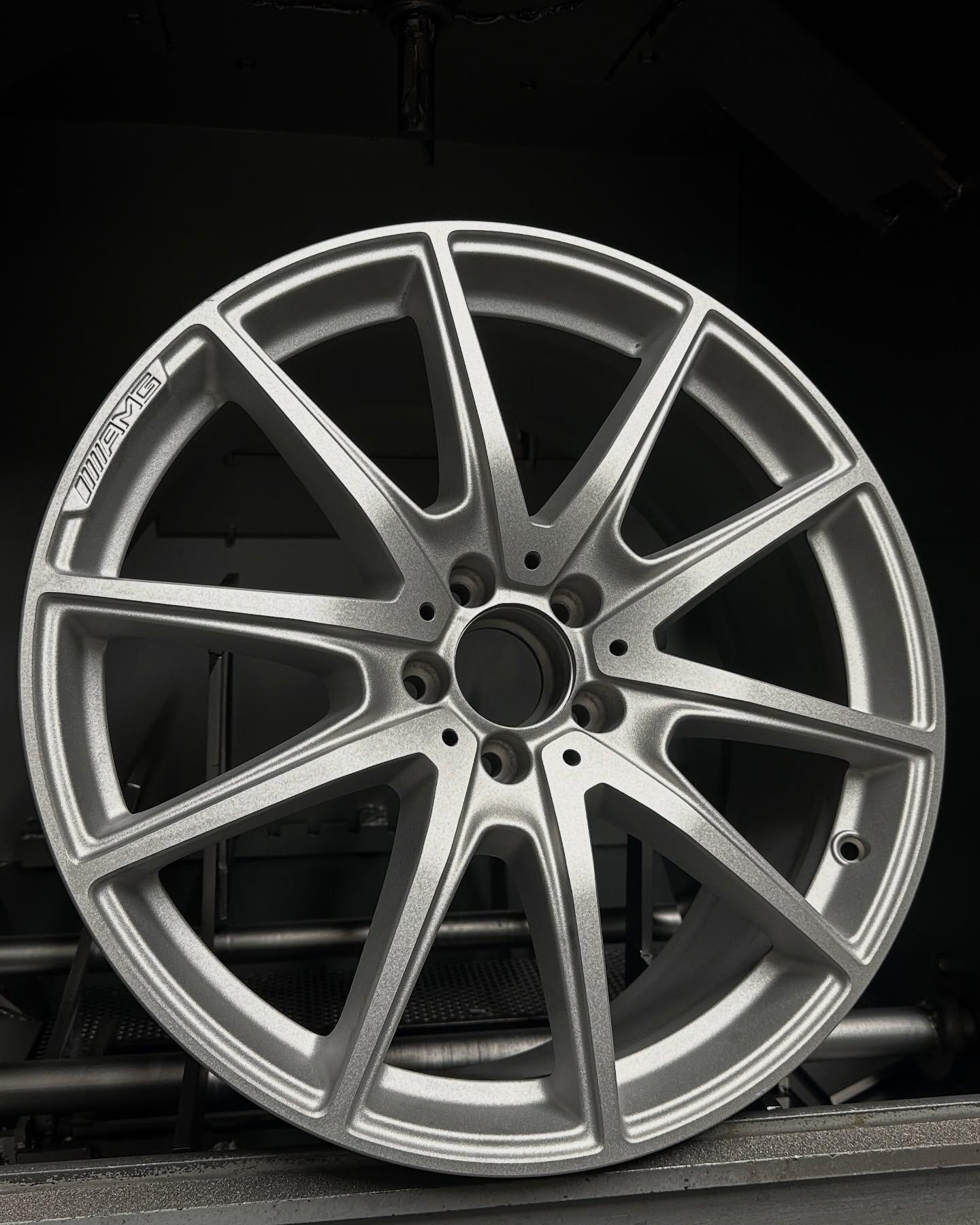 Mercedes AMG silver alloy wheel professionally restored
