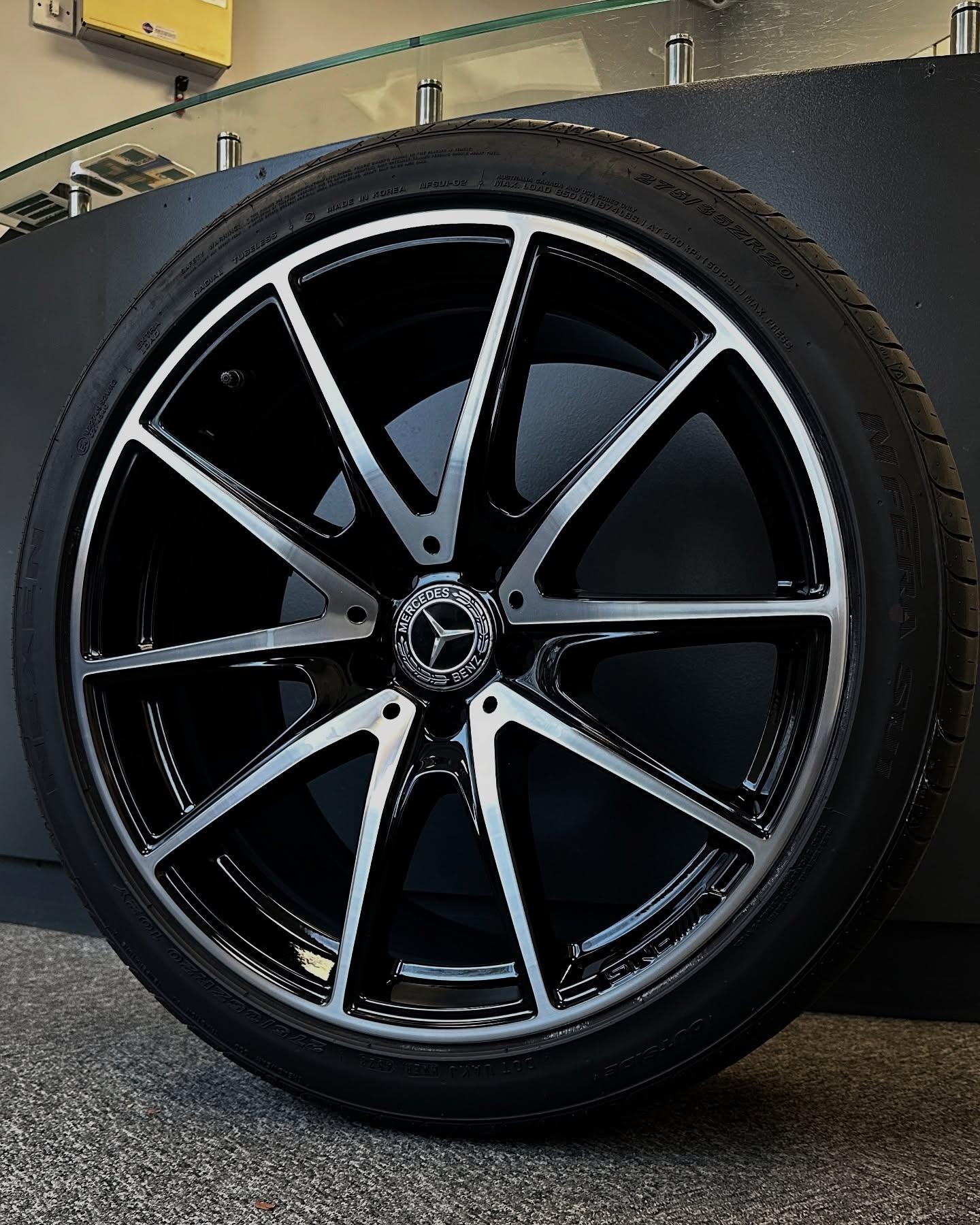 Professionally refurbished AMG alloy wheel — South West Alloys customer results