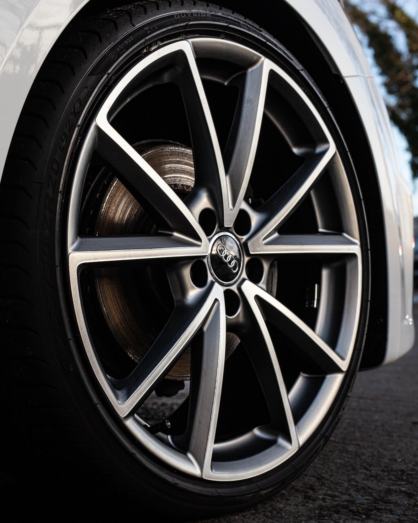 Audi diamond cut wheel detail showing precision CNC finish