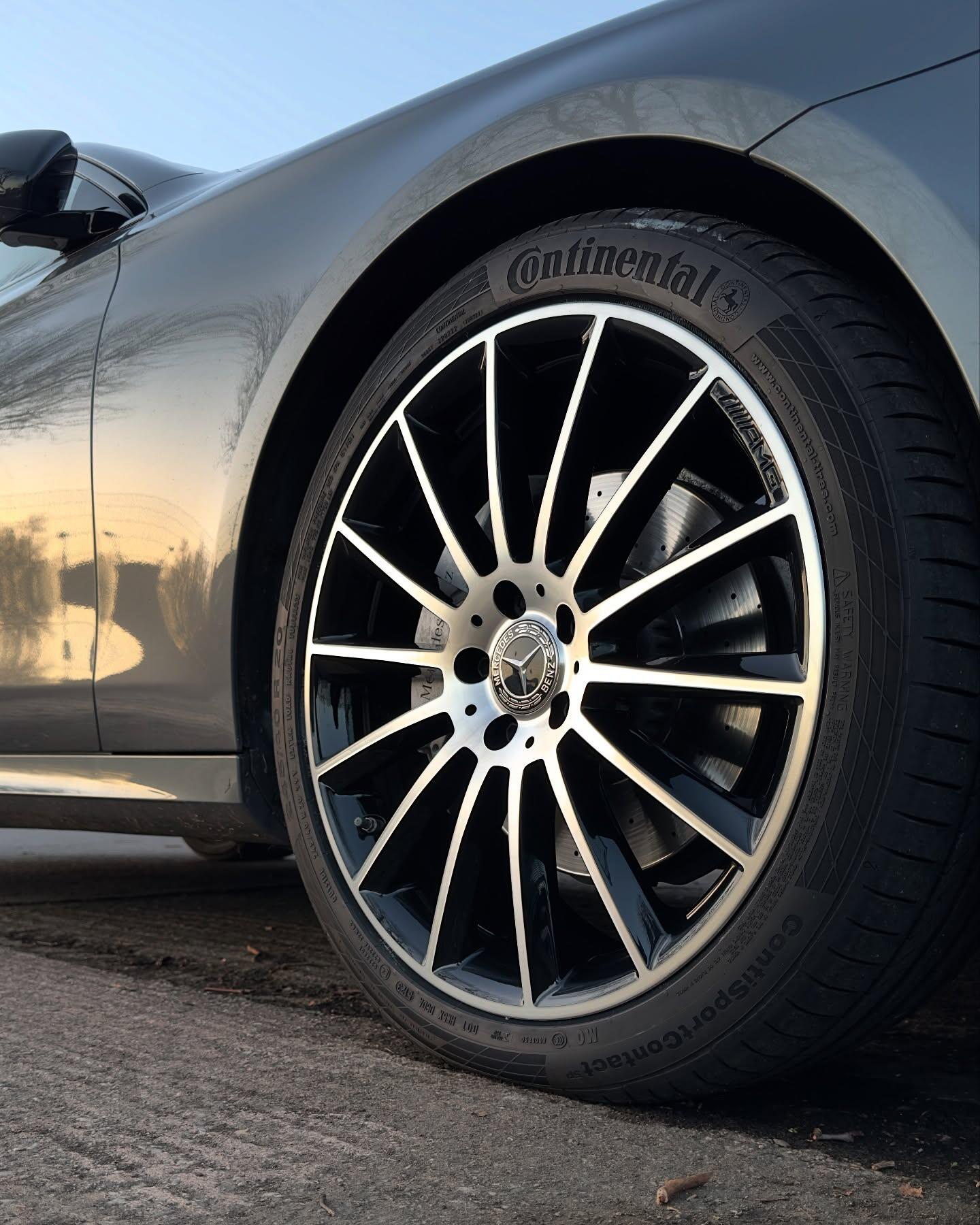 Mercedes AMG with refurbished alloy wheels fitted on vehicle