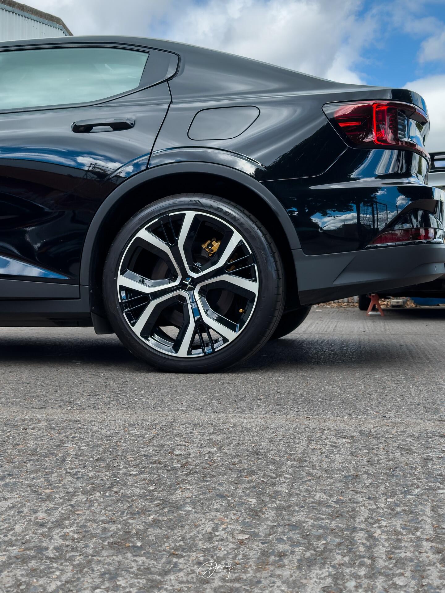 Polestar rear quarter view with refurbished wheels