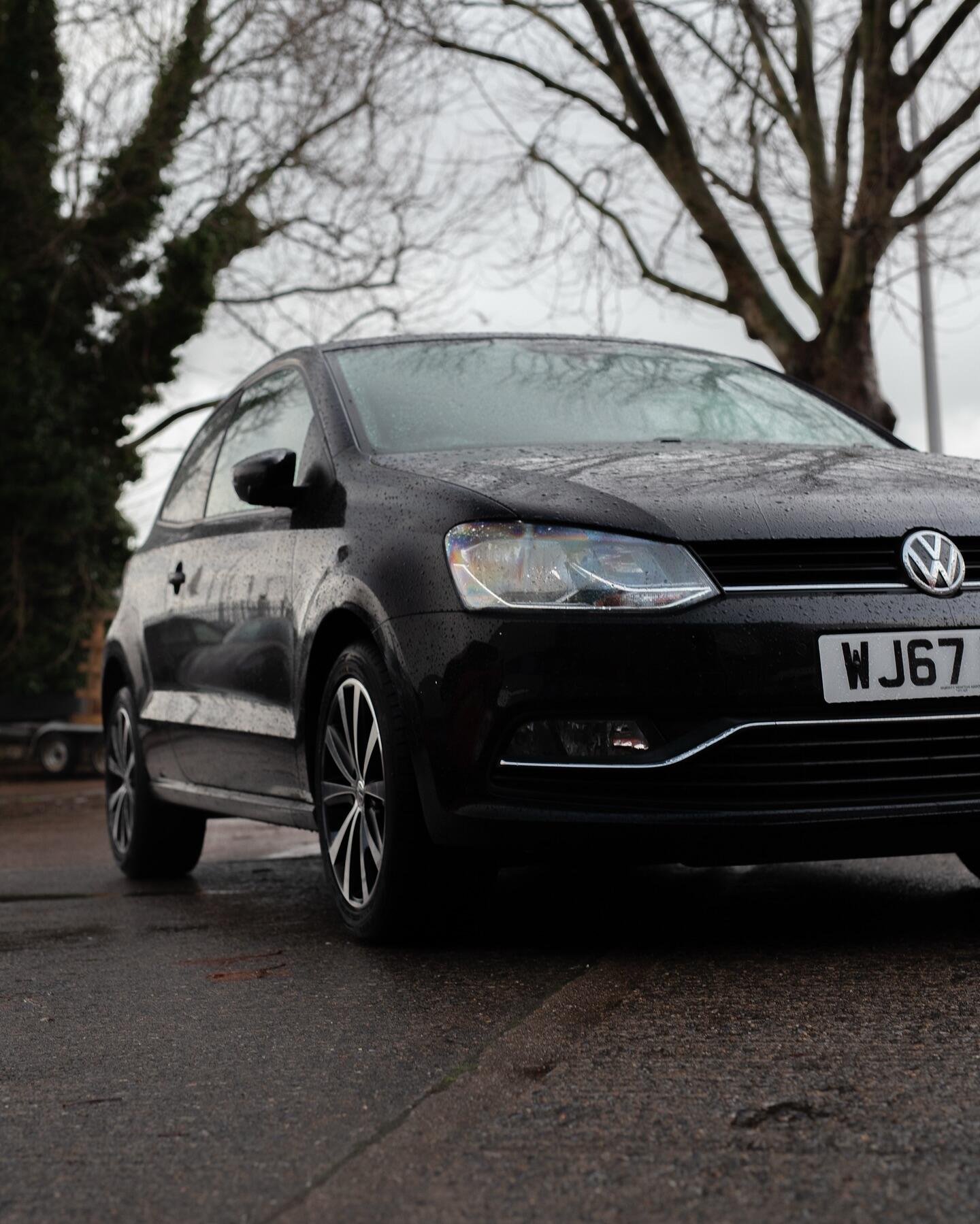 VW Polo front view with refurbished alloy wheels